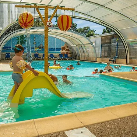 Camping Zecamping Animé Piscine Couverte Club Enfant Animations Dog Friendly 4*